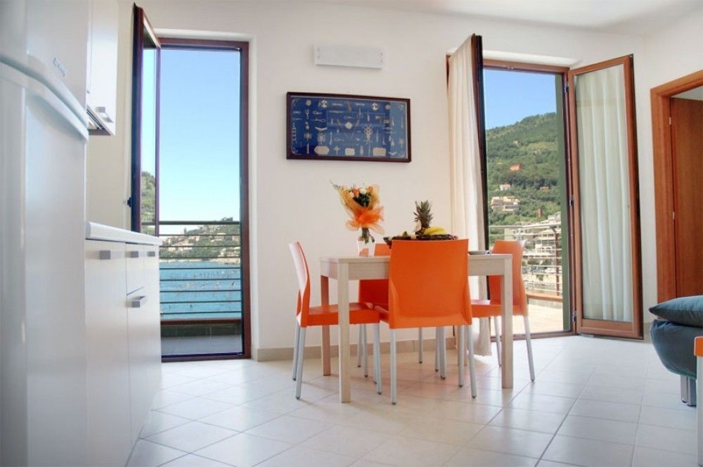 Hotel Residence Le Terrazze Porto Venere Exterior photo