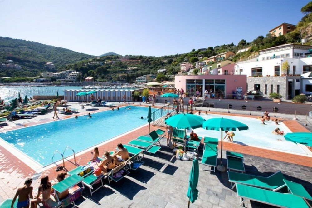 Hotel Residence Le Terrazze Porto Venere Exterior photo