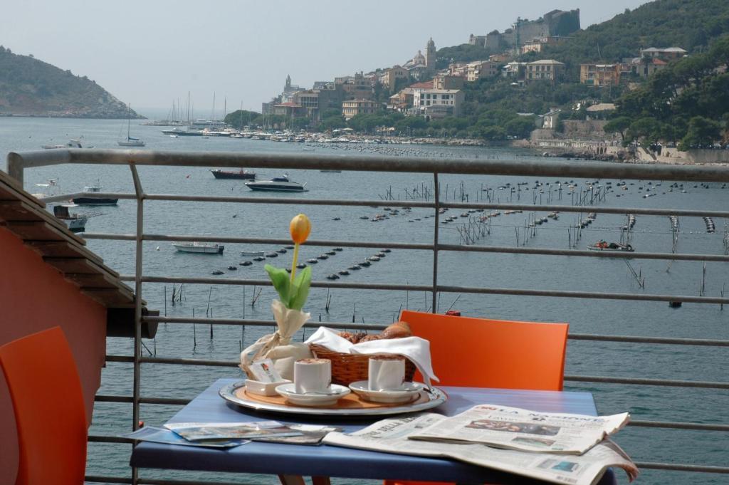 Hotel Residence Le Terrazze Porto Venere Exterior photo